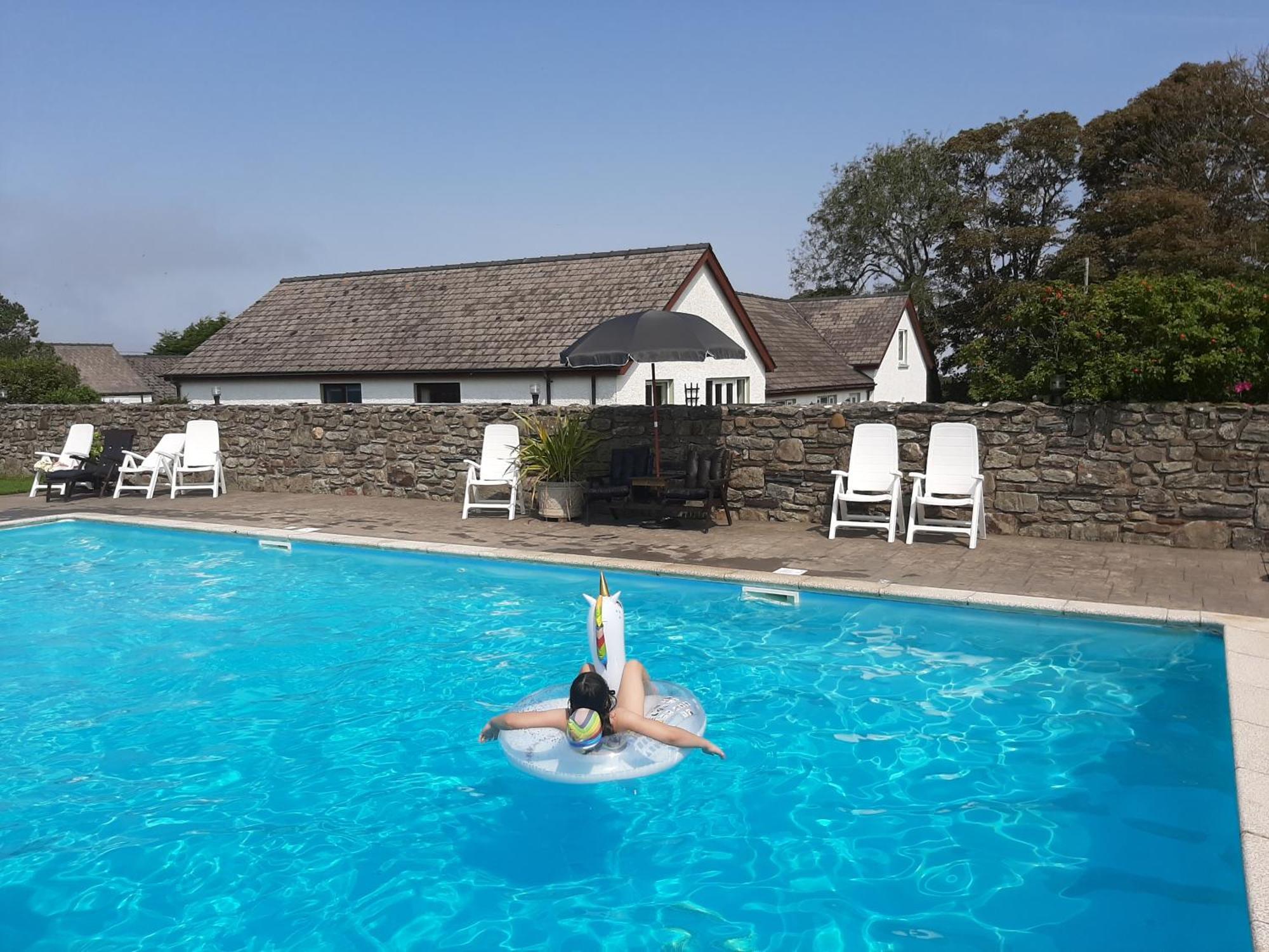Trenewydd Farm Holiday Cottages Кардиган Экстерьер фото