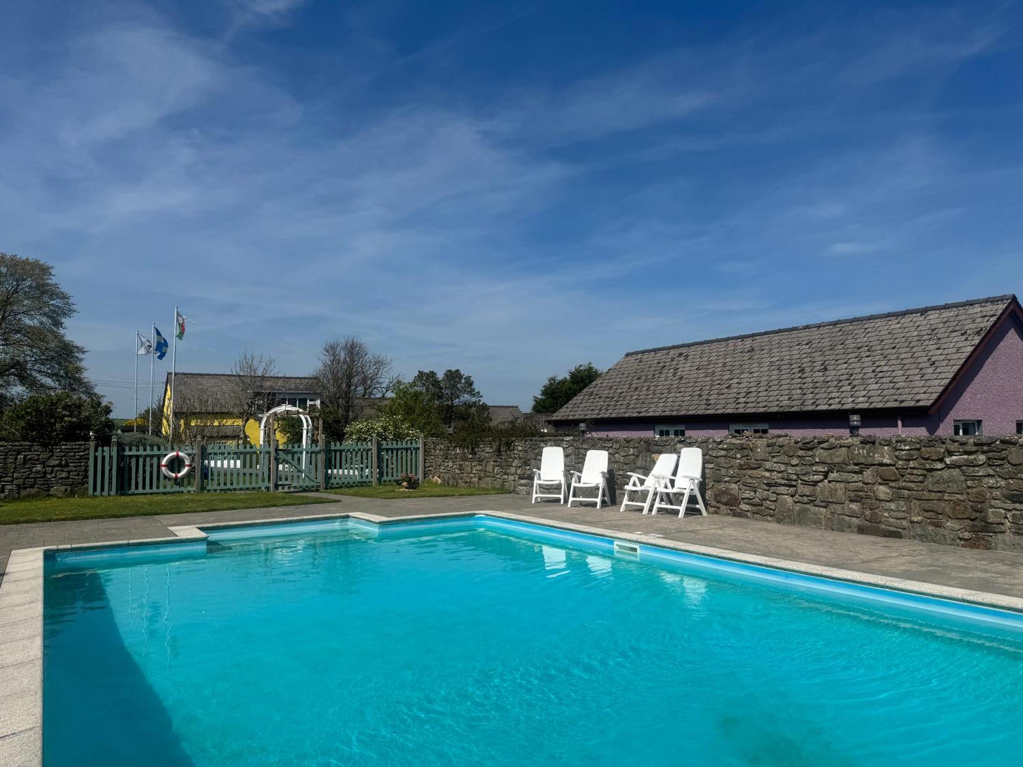 Trenewydd Farm Holiday Cottages Кардиган Экстерьер фото